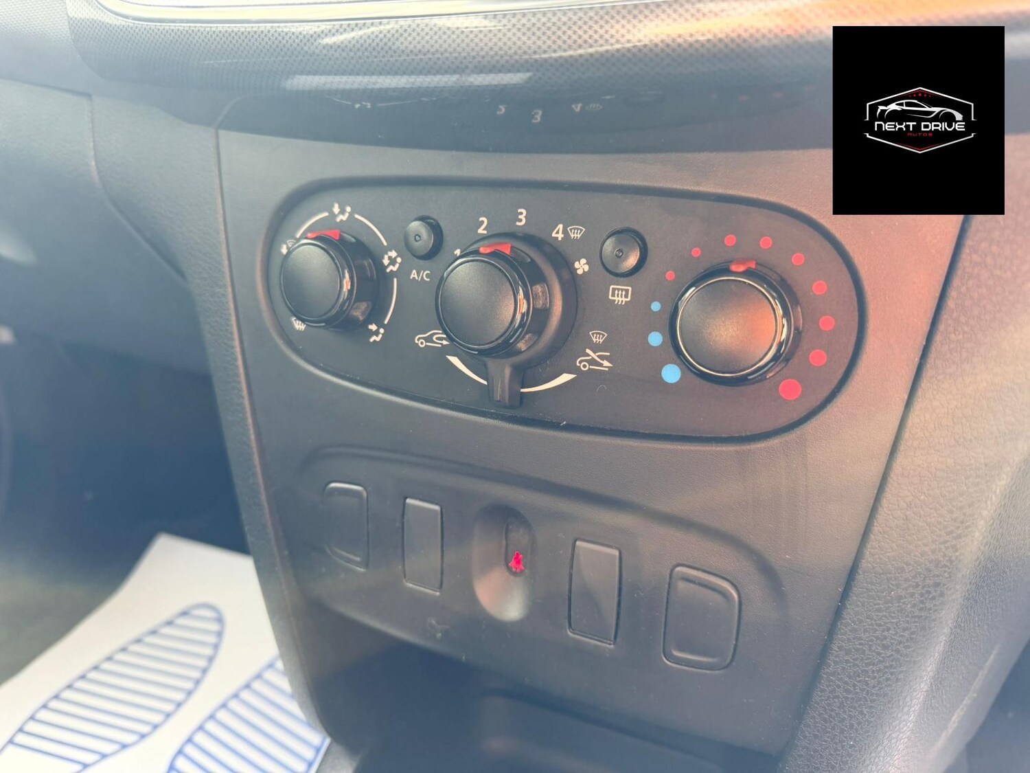 Used Dacia Sandero Stepway 2017 for sale - 78123413: Photo 17