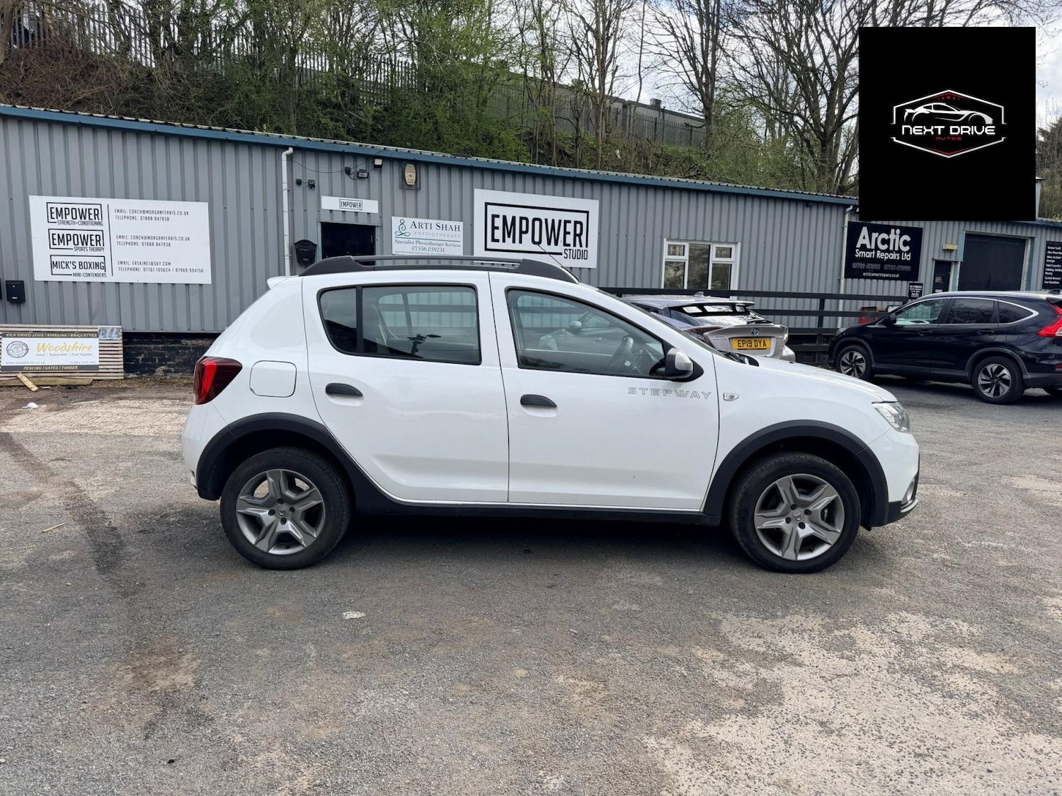 Used Dacia Sandero Stepway 2017 for sale - 78123413: Photo 3