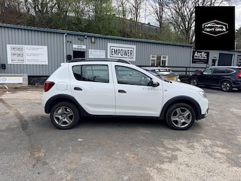 Used Dacia Sandero Stepway 2017 for sale - 78123413: Photo