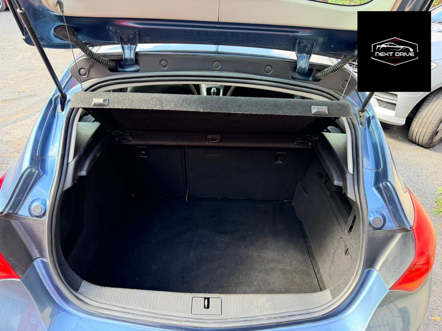 Used Vauxhall Astra 2015 for sale - 78123412: Photo 8