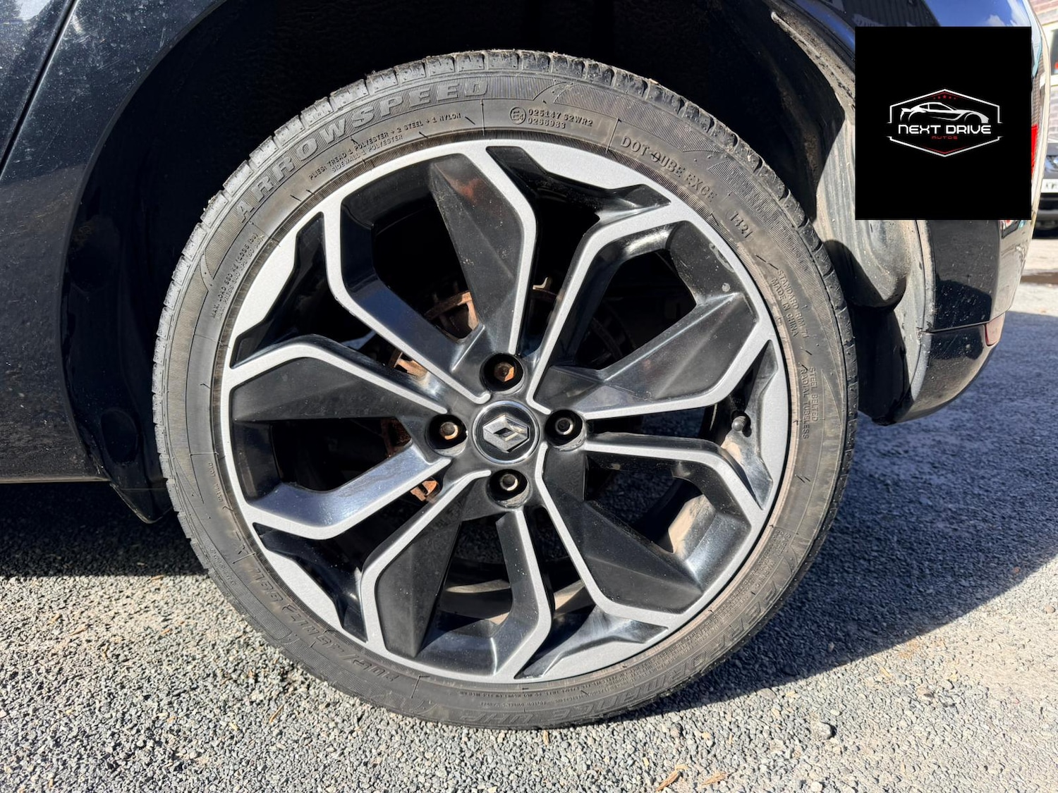 Used Renault Clio 2017 for sale - 77833754: Photo 28