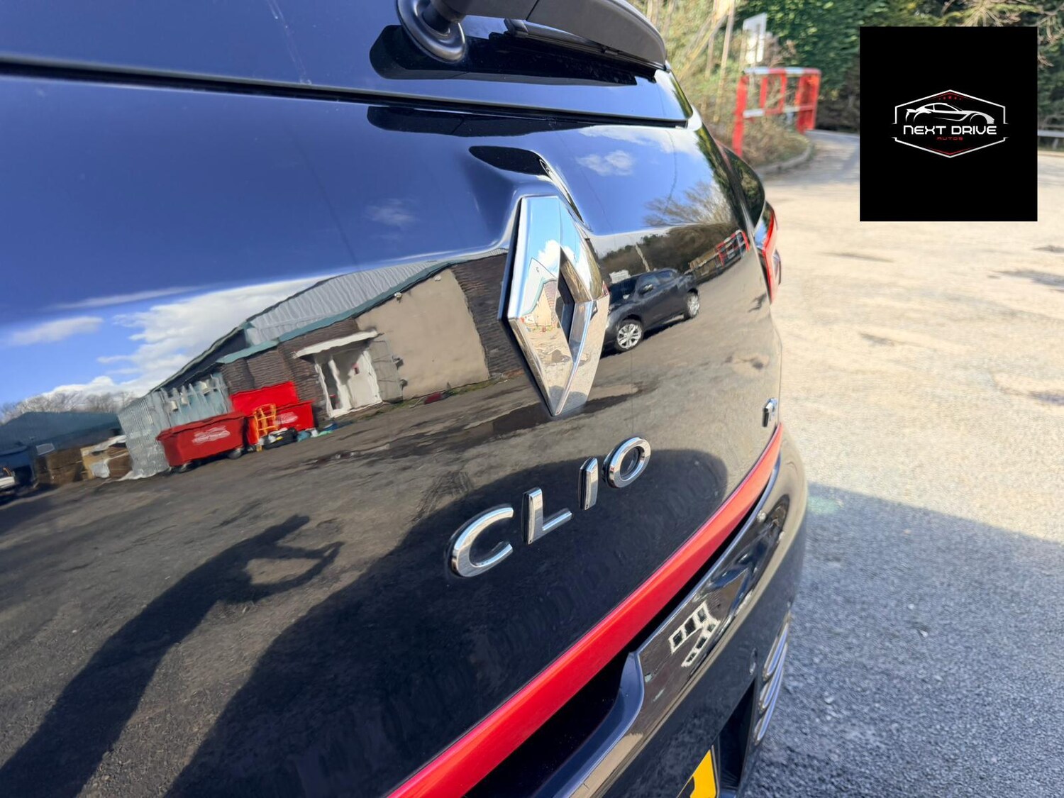 Used Renault Clio 2017 for sale - 77833754: Photo 31