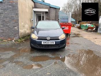 Used Volkswagen Golf 2009 for sale - 77793096: Photo