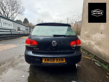 Used Volkswagen Golf 2009 for sale - 77793096: Photo