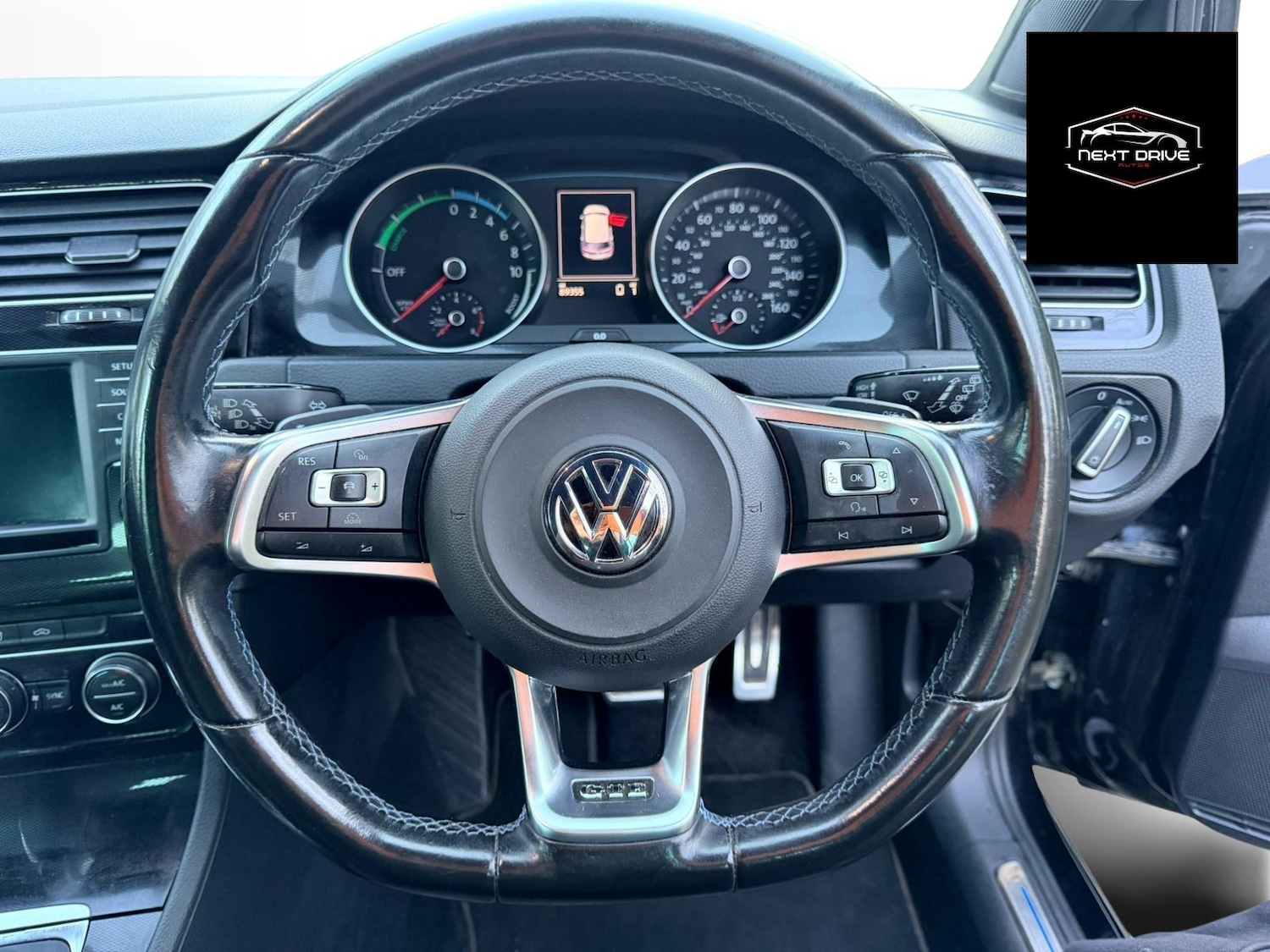 Used Volkswagen Golf 2015 for sale - 77435296: Photo 11