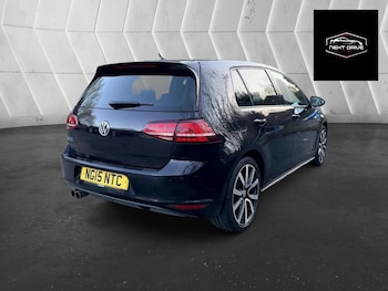 Used Volkswagen Golf 2015 for sale - 77435296: Photo