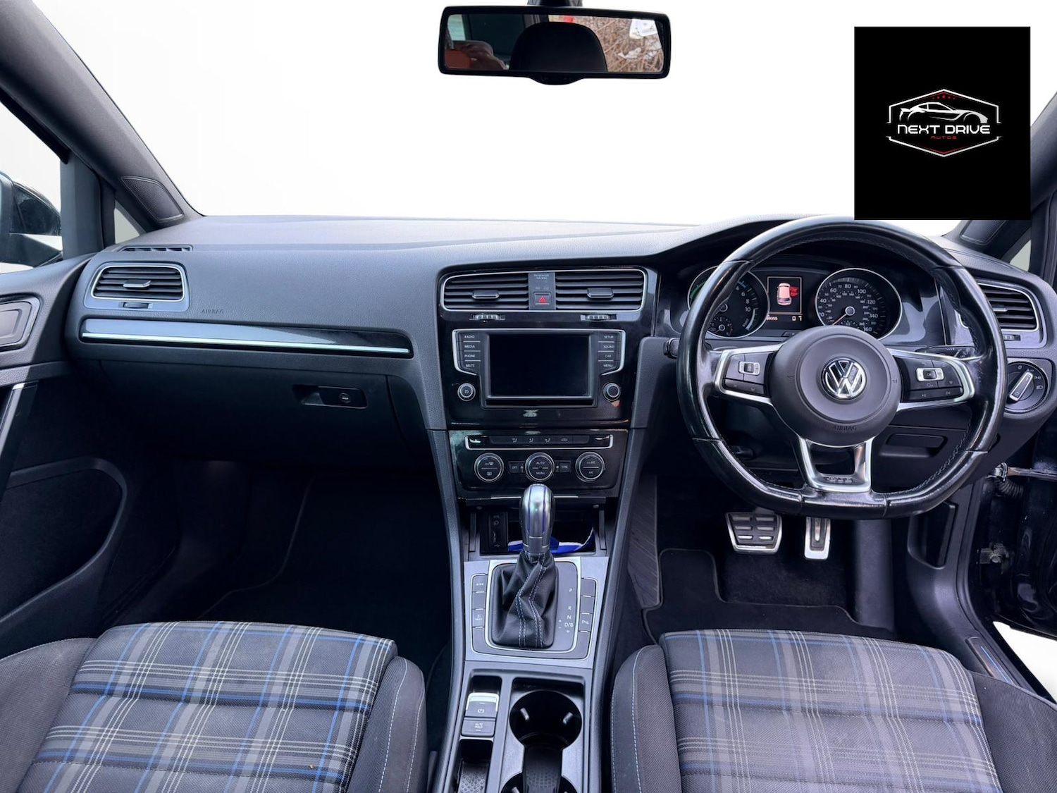 Used Volkswagen Golf 2015 for sale - 77435296: Photo 9