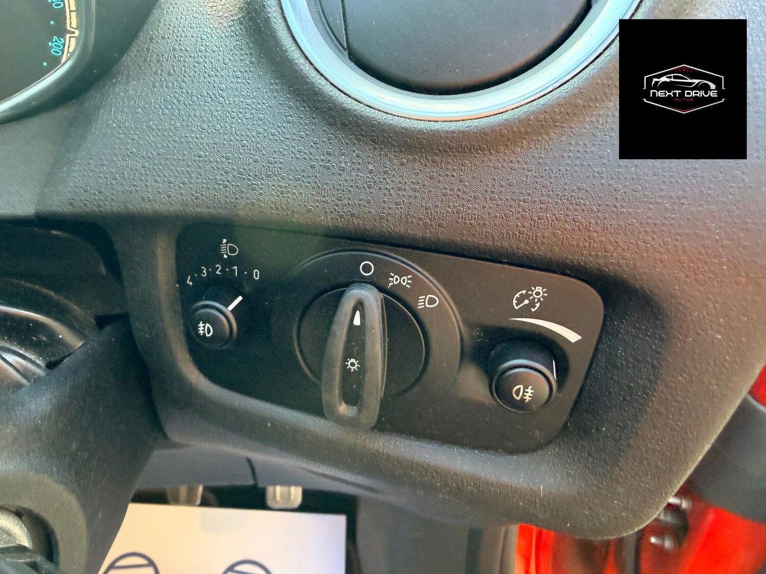 Used Ford Fiesta 2016 for sale - 78123401: Photo 11