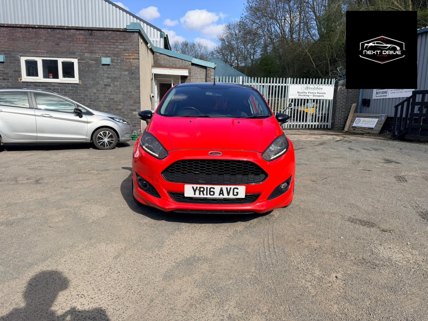 Used Ford Fiesta 2016 for sale - 78123401: Photo 2