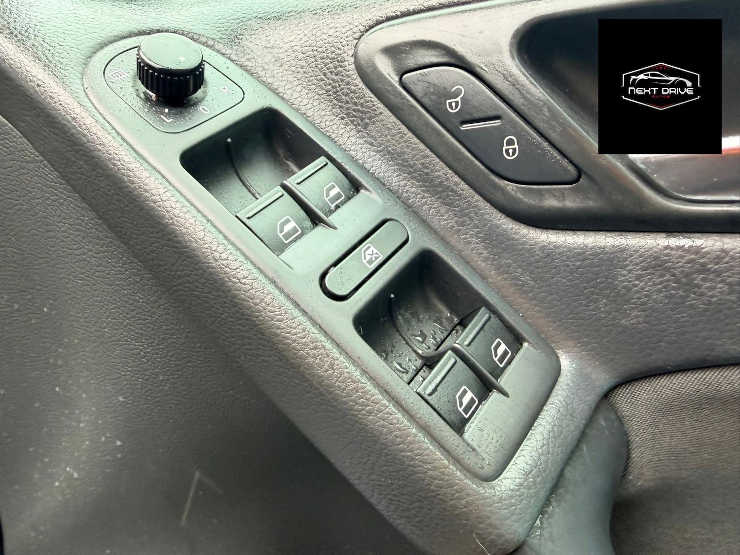 Used Volkswagen Golf 2009 for sale - 77545452: Photo 9