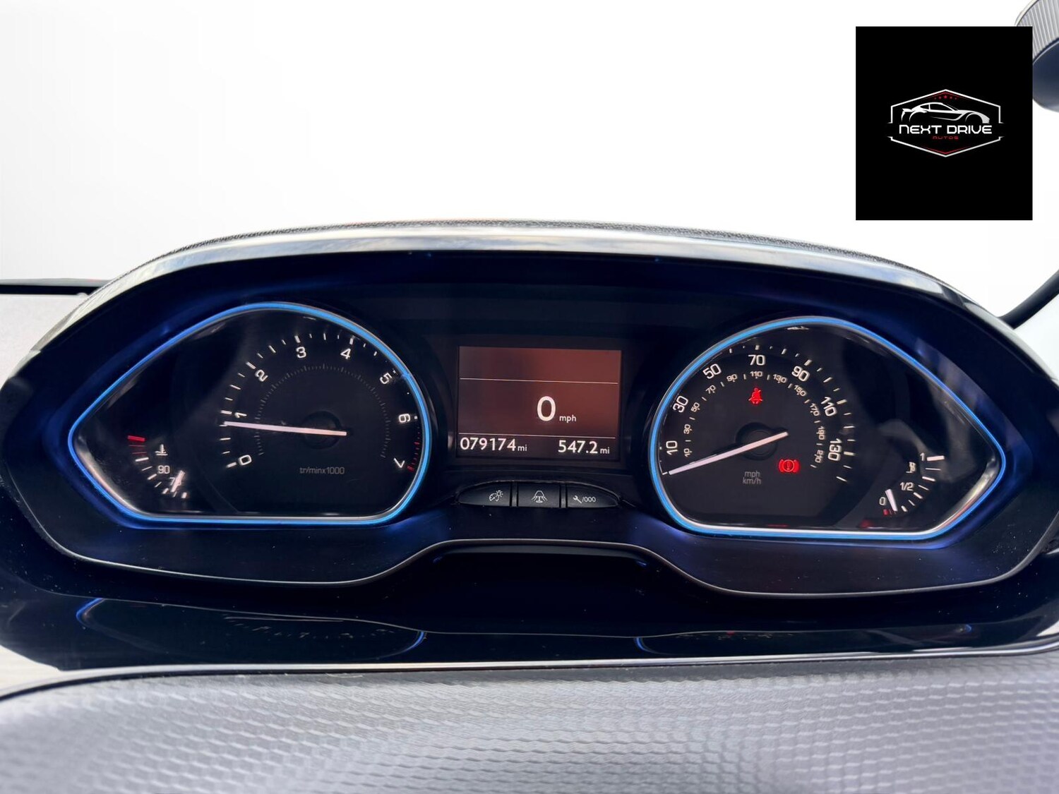 Used Peugeot 2008 2013 for sale - 77435290: Photo 12