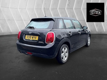 Used MINI Hatch 2018 for sale - 77519433: Photo