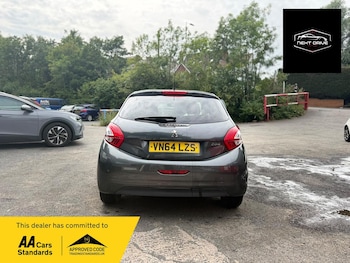 Used Peugeot 208 2014 for sale - 78973903: Photo