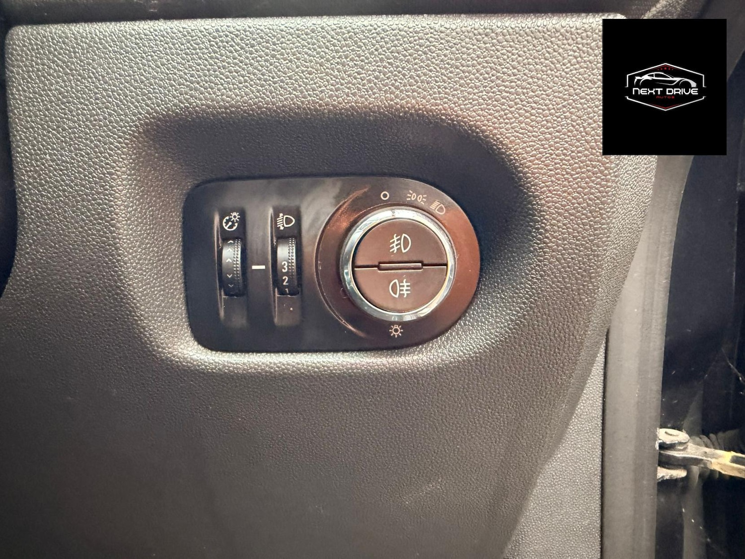 Used Vauxhall Corsa 2014 for sale - 77516060: Photo 16