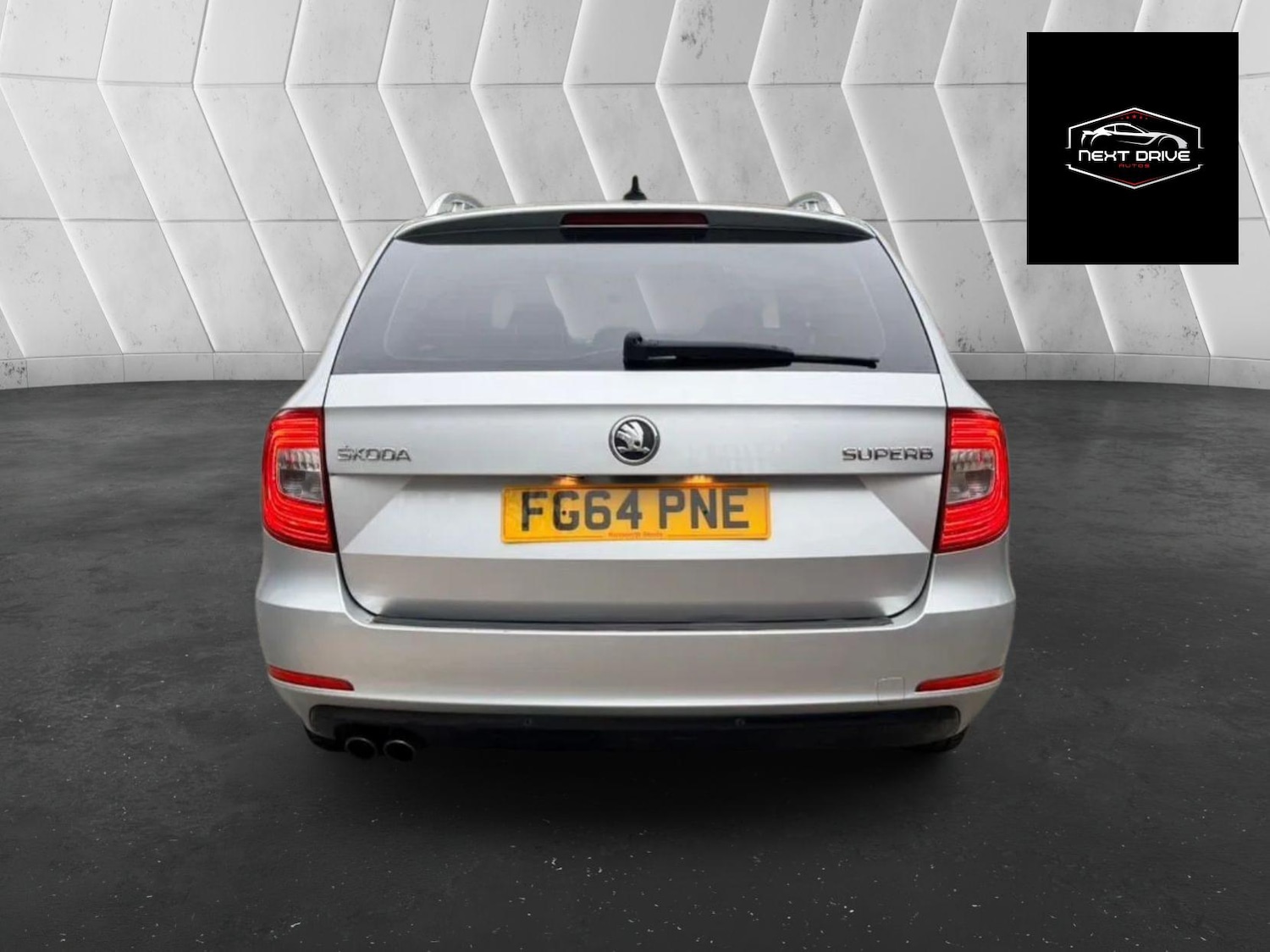 Used Skoda Superb 2014 for sale - 77603289: Photo 3