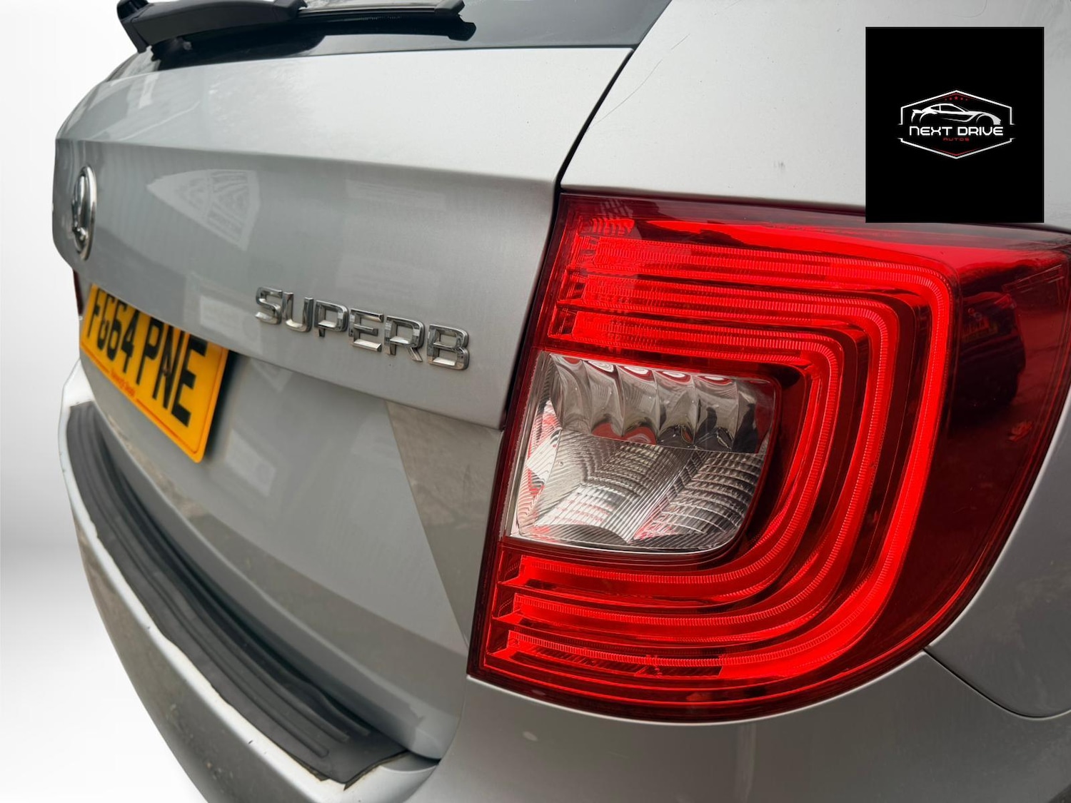 Used Skoda Superb 2014 for sale - 77603289: Photo 32