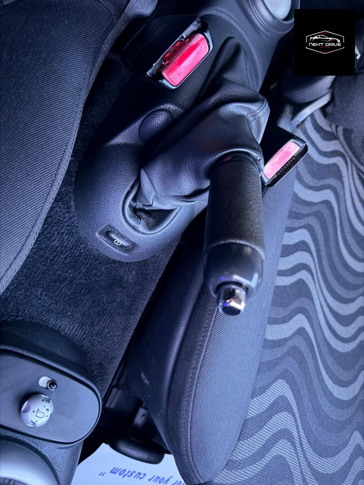 Used MINI Hatch 2003 for sale - 77708367: Photo 24