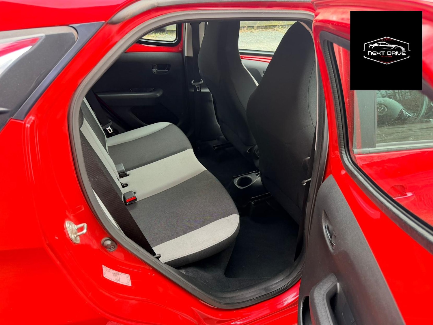 Used Toyota AYGO 2017 for sale - 77736231: Photo 12