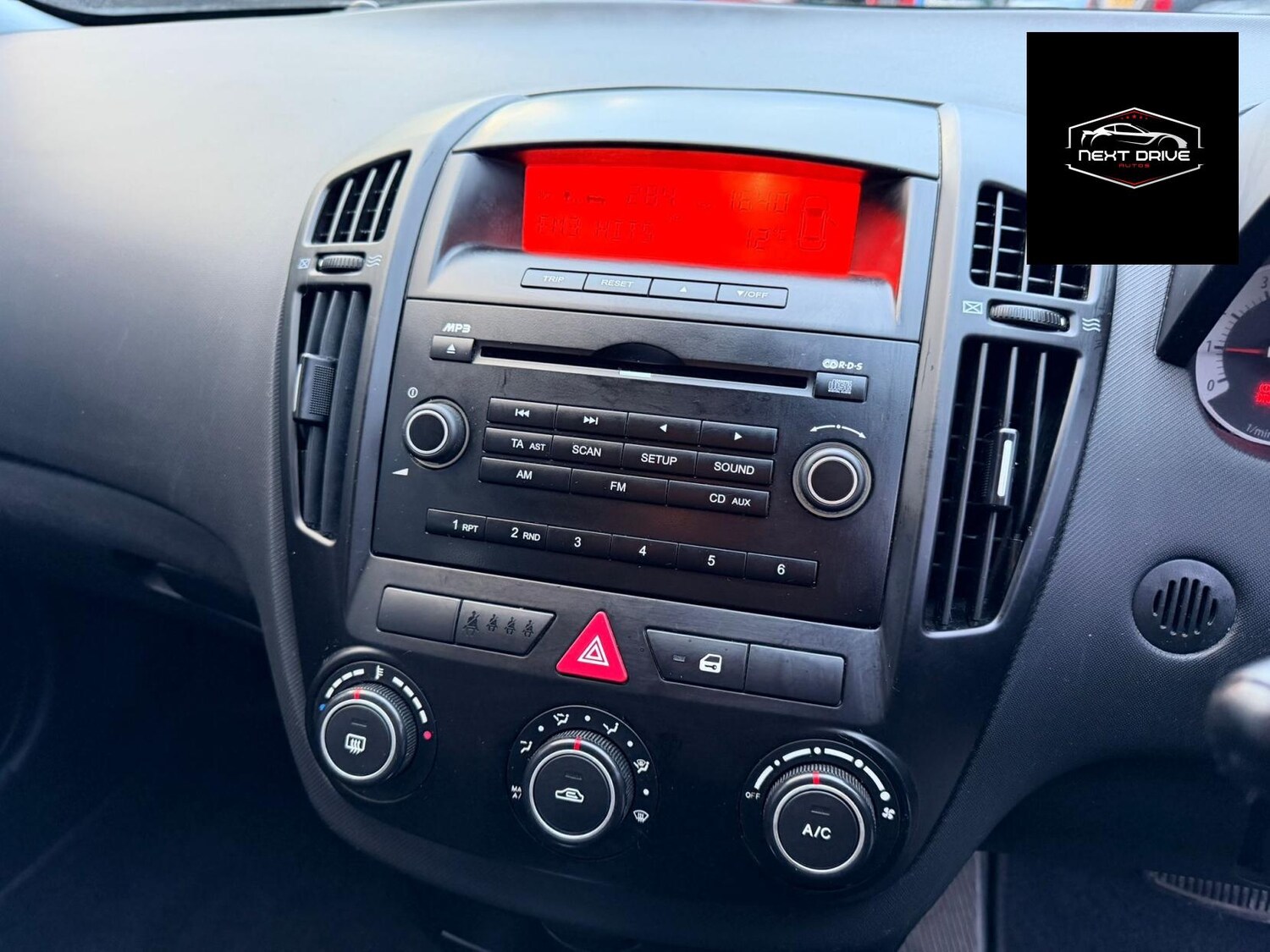 Used Kia Ceed 2009 for sale - 77495141: Photo 9