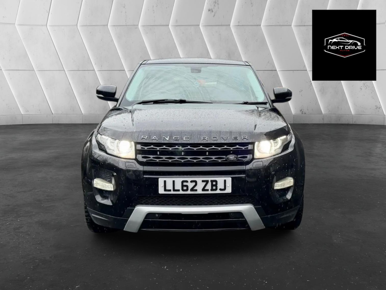 Used Land Rover Range Rover Evoque 2012 for sale - 77462048: Photo 2