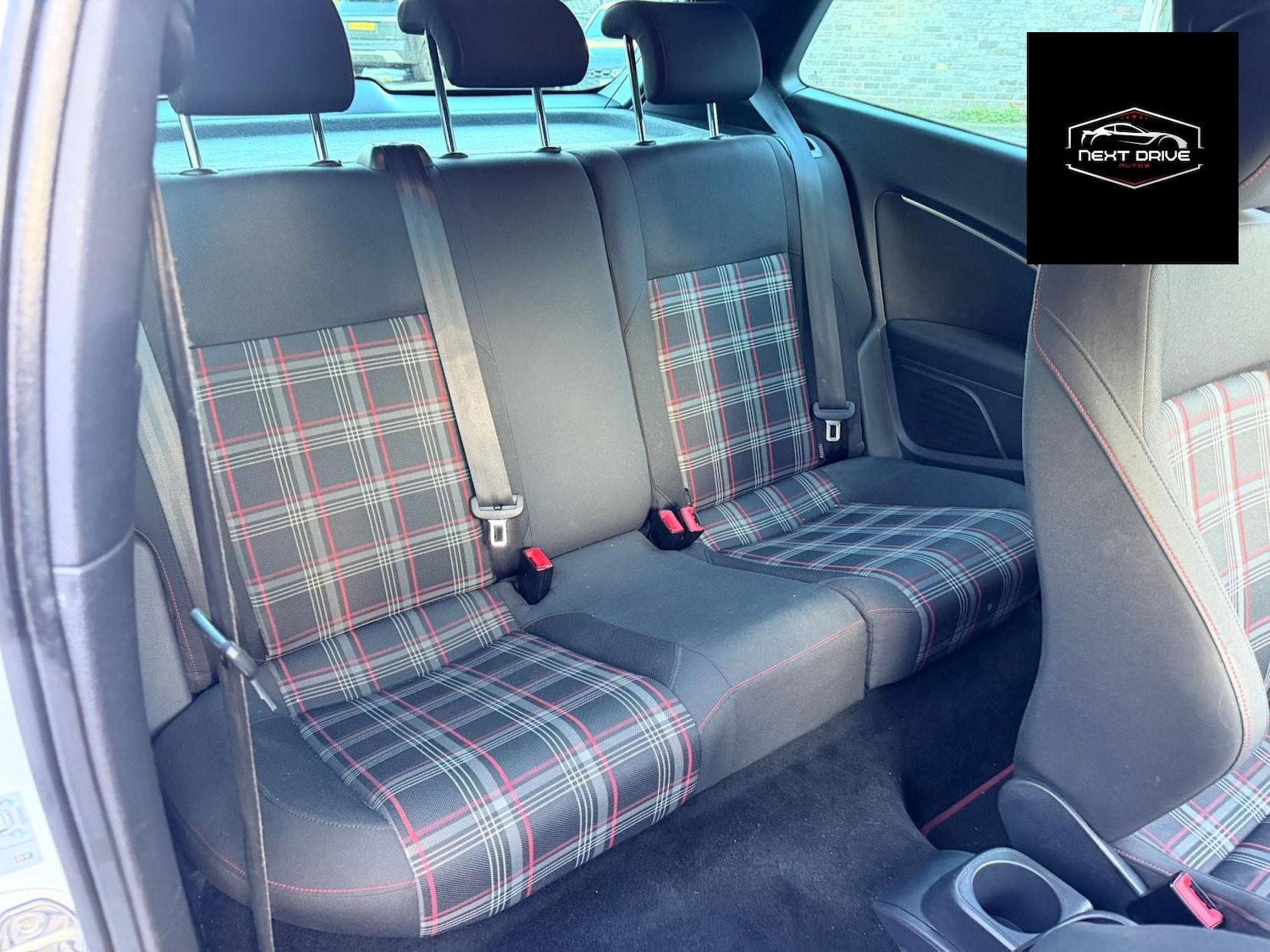 Used Volkswagen Polo 2015 for sale - 77435298: Photo 15