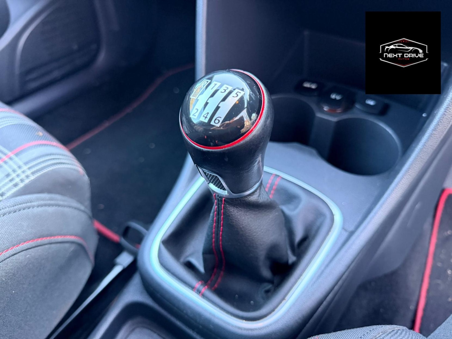 Used Volkswagen Polo 2015 for sale - 77435298: Photo 19