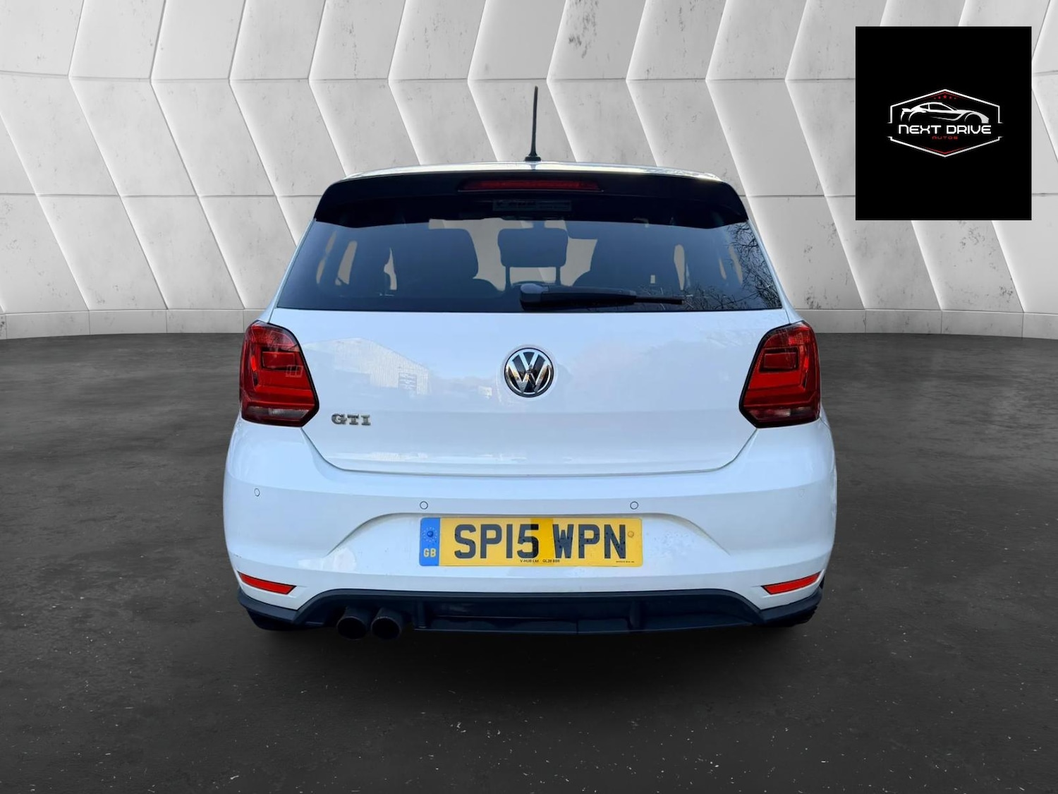 Used Volkswagen Polo 2015 for sale - 77435298: Photo 4