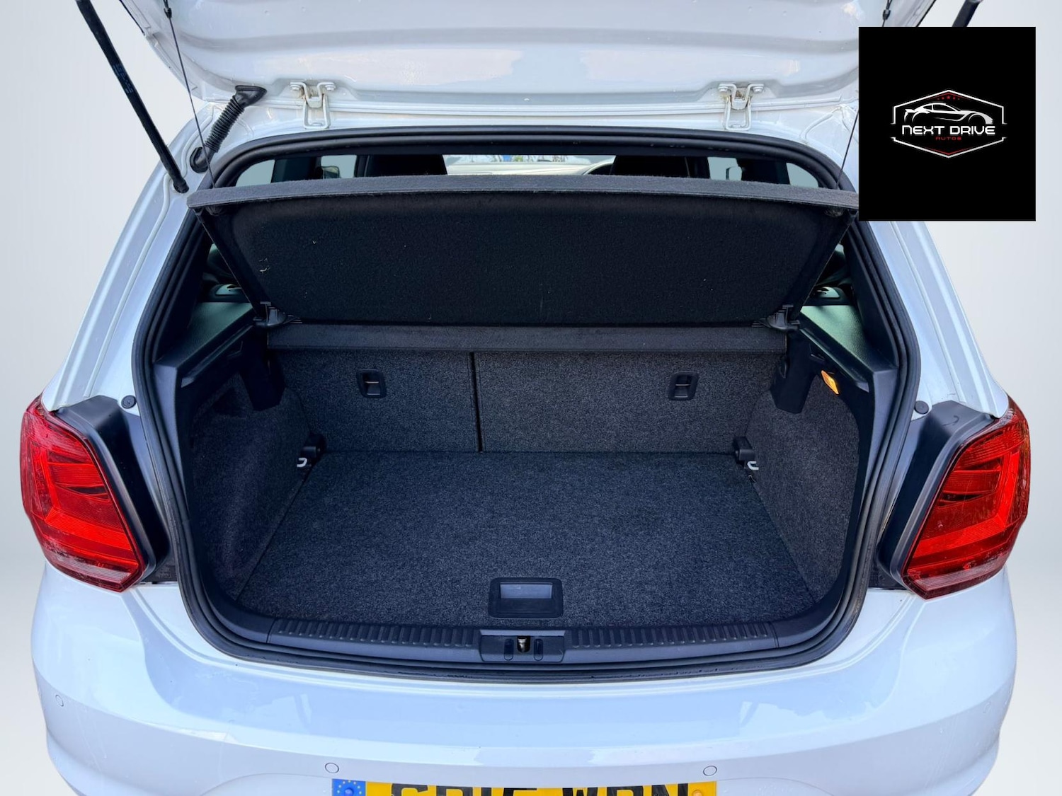 Used Volkswagen Polo 2015 for sale - 77435298: Photo 6