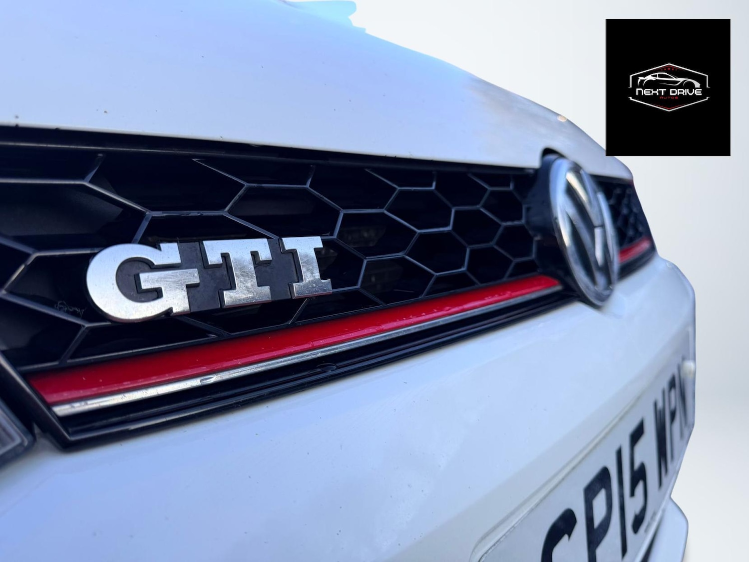 Used Volkswagen Polo 2015 for sale - 77435298: Photo 8