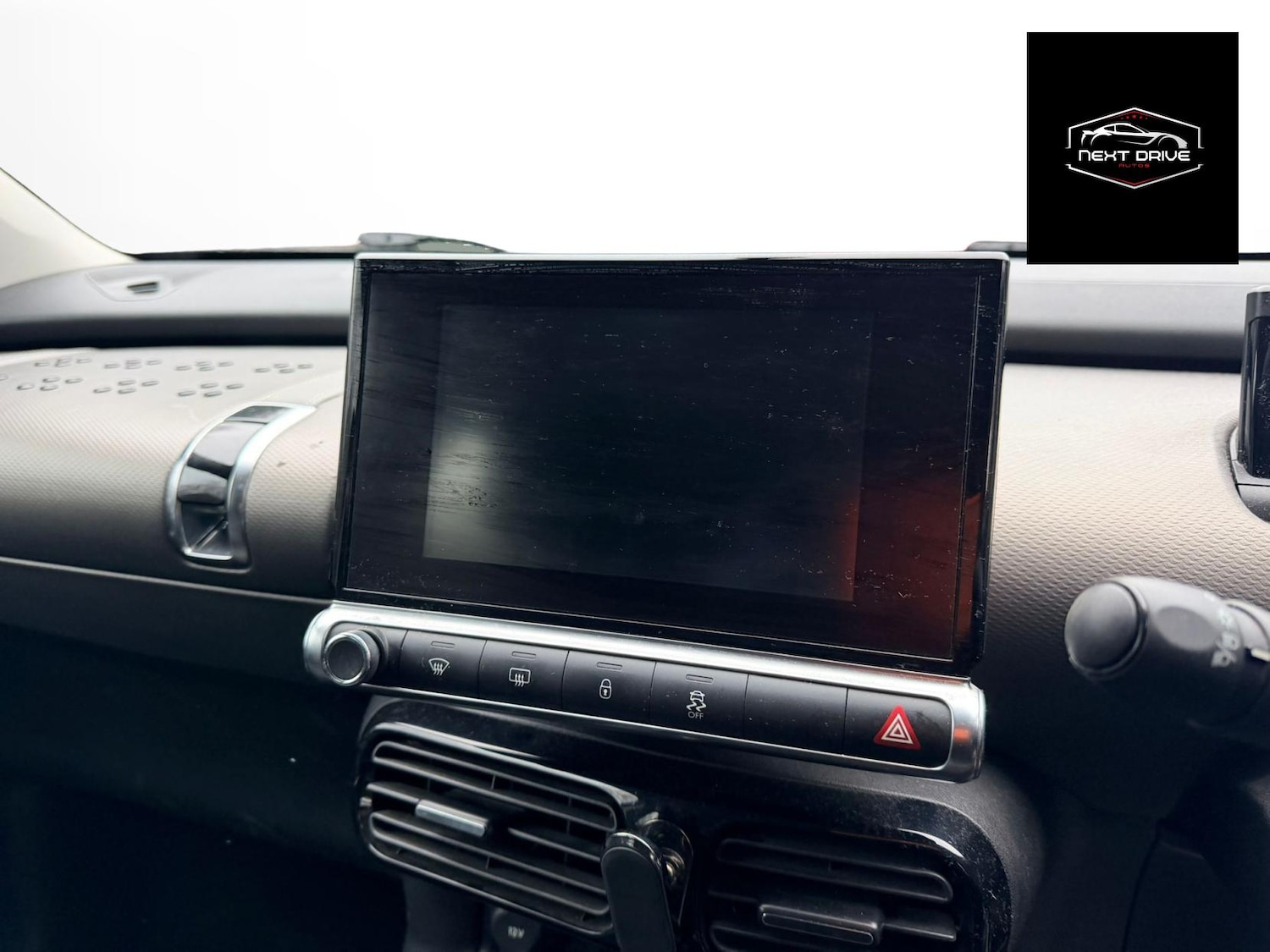 Used Citroen C4 Cactus 2015 for sale - 77435308: Photo 16