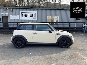 Used MINI Hatch 2012 for sale - 77763010: Photo