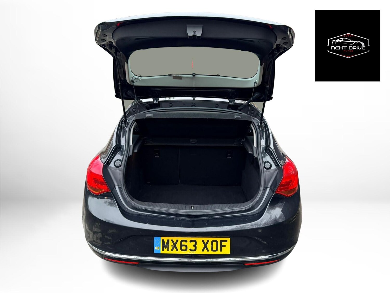 Used Vauxhall Astra 2013 for sale - 77435279: Photo 7