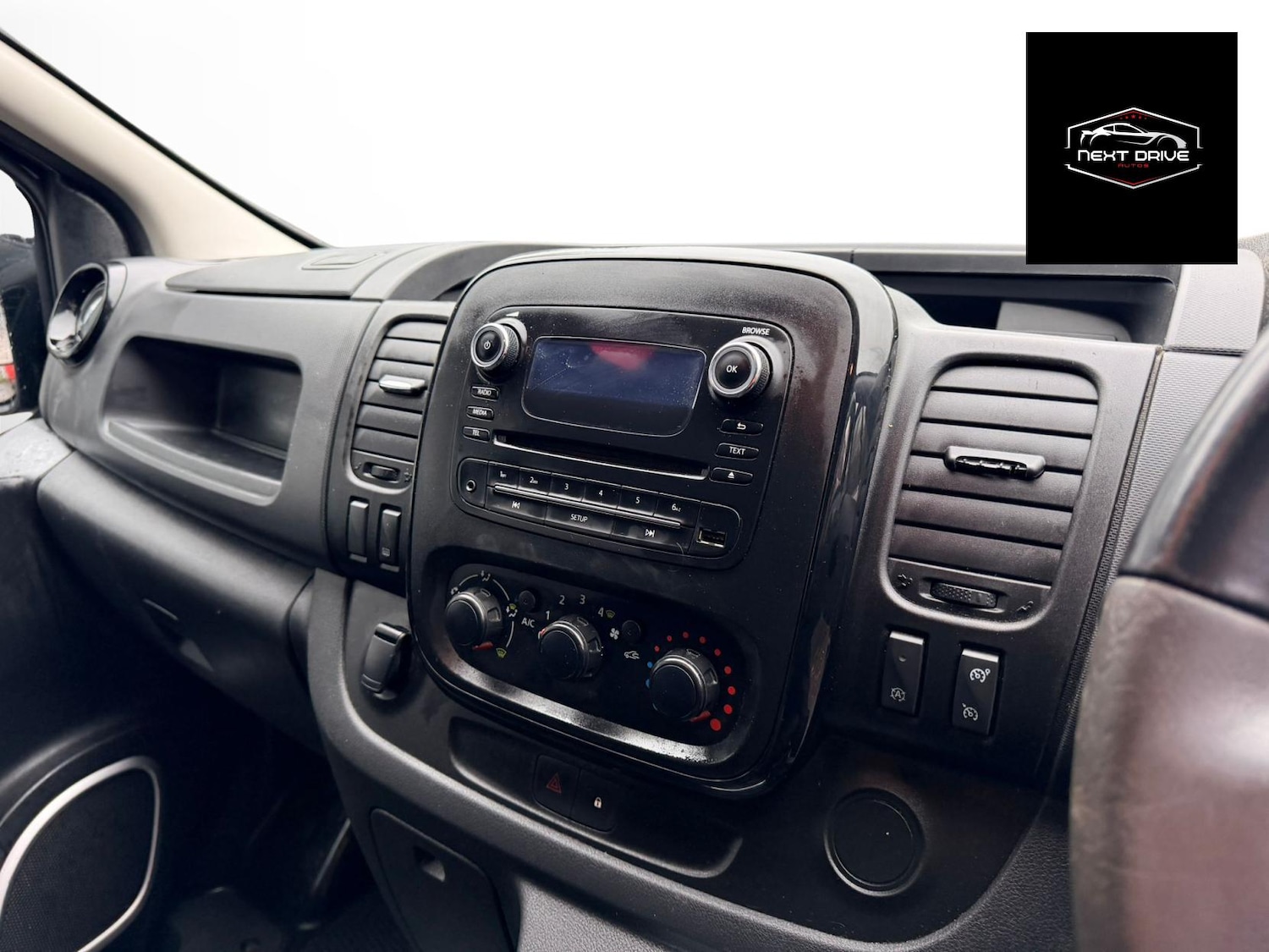 Used Vauxhall Vivaro 2019 for sale - 77555025: Photo 8