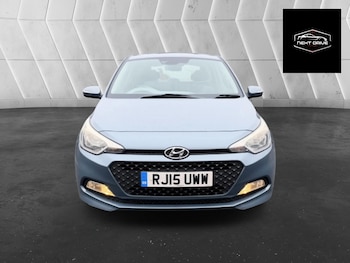 Used Hyundai i20 2015 for sale - 77435289: Photo