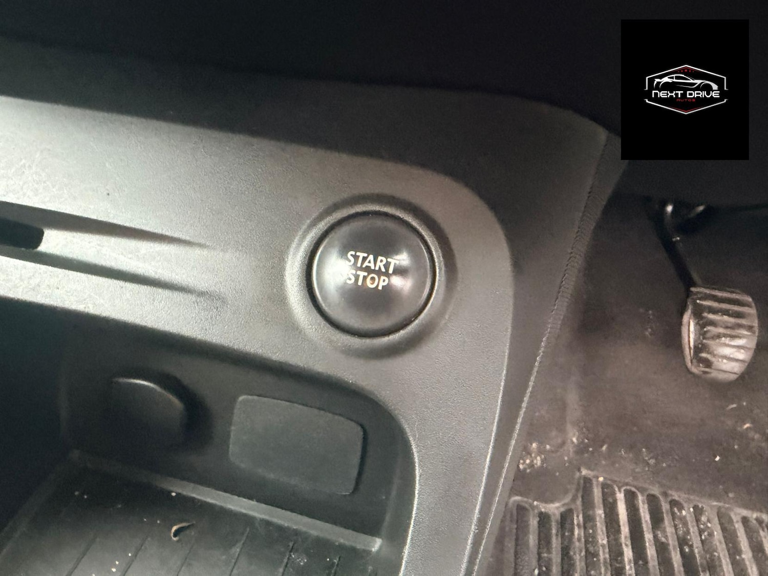 Used Renault Captur 2015 for sale - 77423814: Photo 20