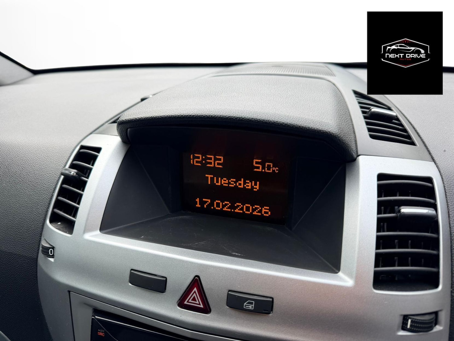 Used Vauxhall Zafira 2010 for sale - 77581563: Photo 13