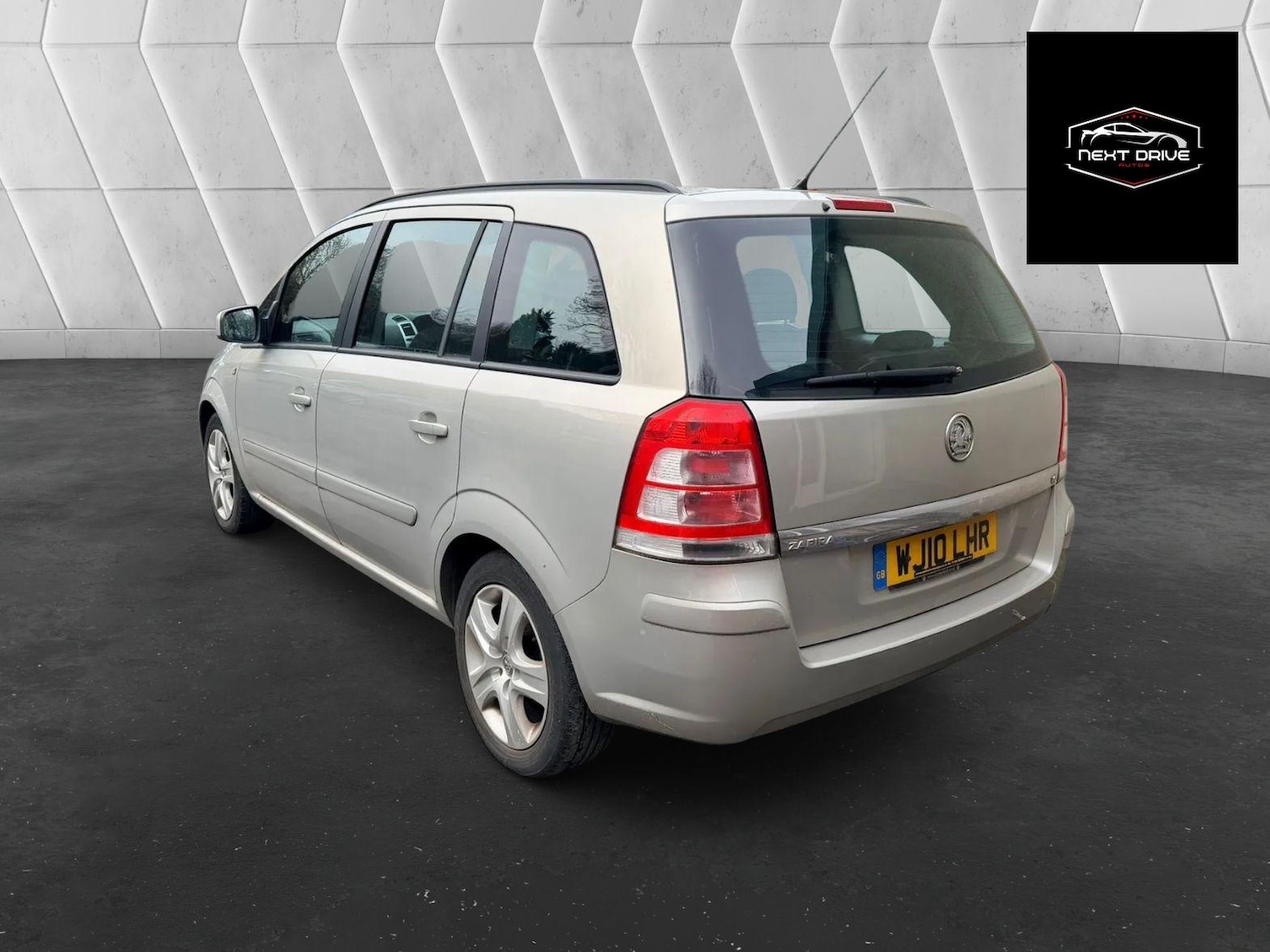 Used Vauxhall Zafira 2010 for sale - 77581563: Photo 2