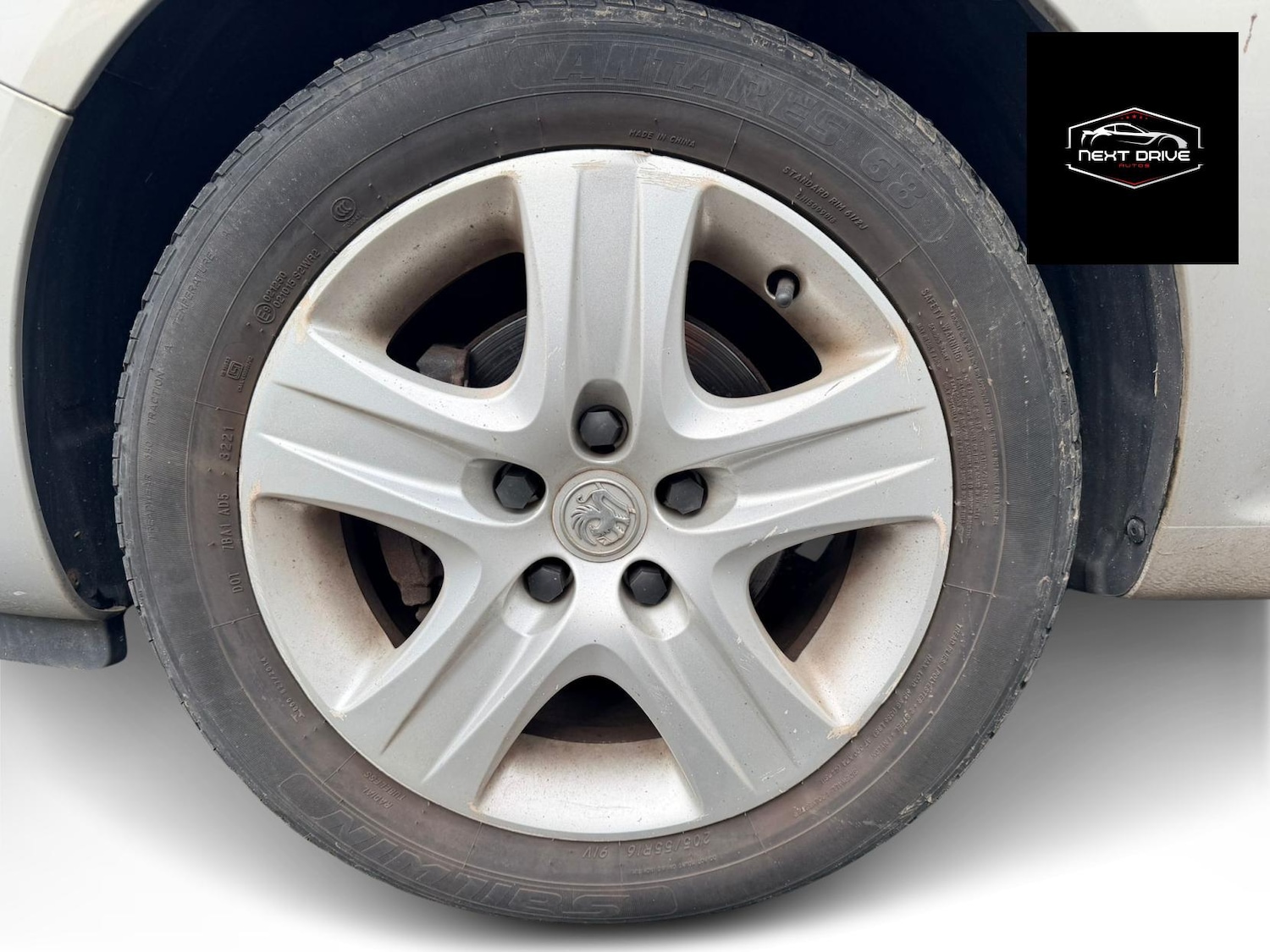 Used Vauxhall Zafira 2010 for sale - 77581563: Photo 24