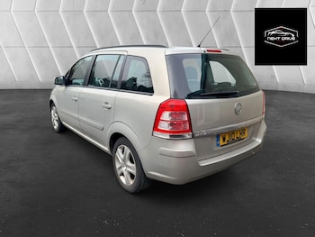 Used Vauxhall Zafira 2010 for sale - 77581563: Photo
