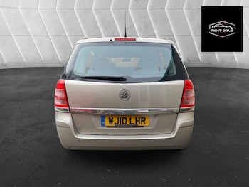 Used Vauxhall Zafira 2010 for sale - 77581563: Photo