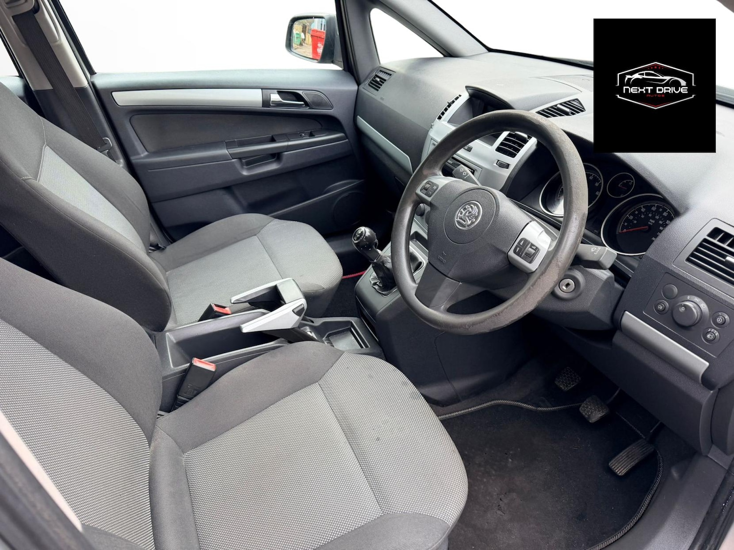 Used Vauxhall Zafira 2010 for sale - 77581563: Photo 8