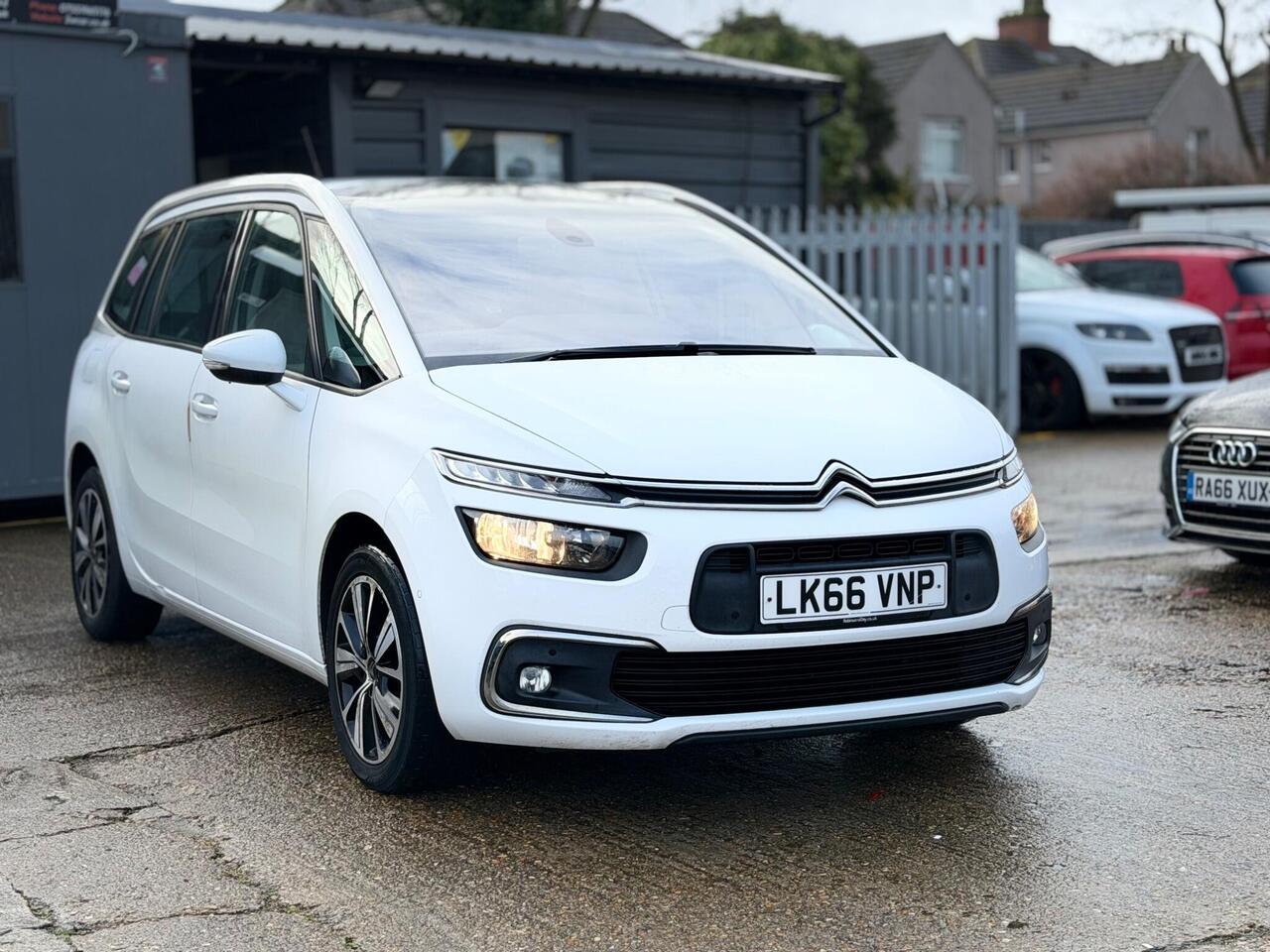 Used Citroen Grand C4 Picasso 2016 for sale - 77648018: Photo 2