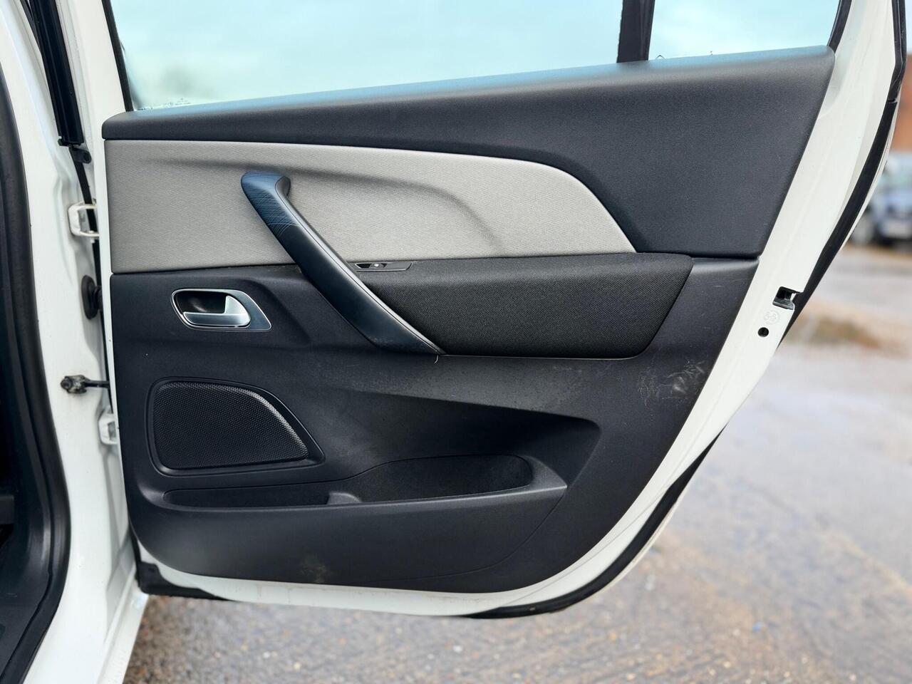 Used Citroen Grand C4 Picasso 2016 for sale - 77648018: Photo 33