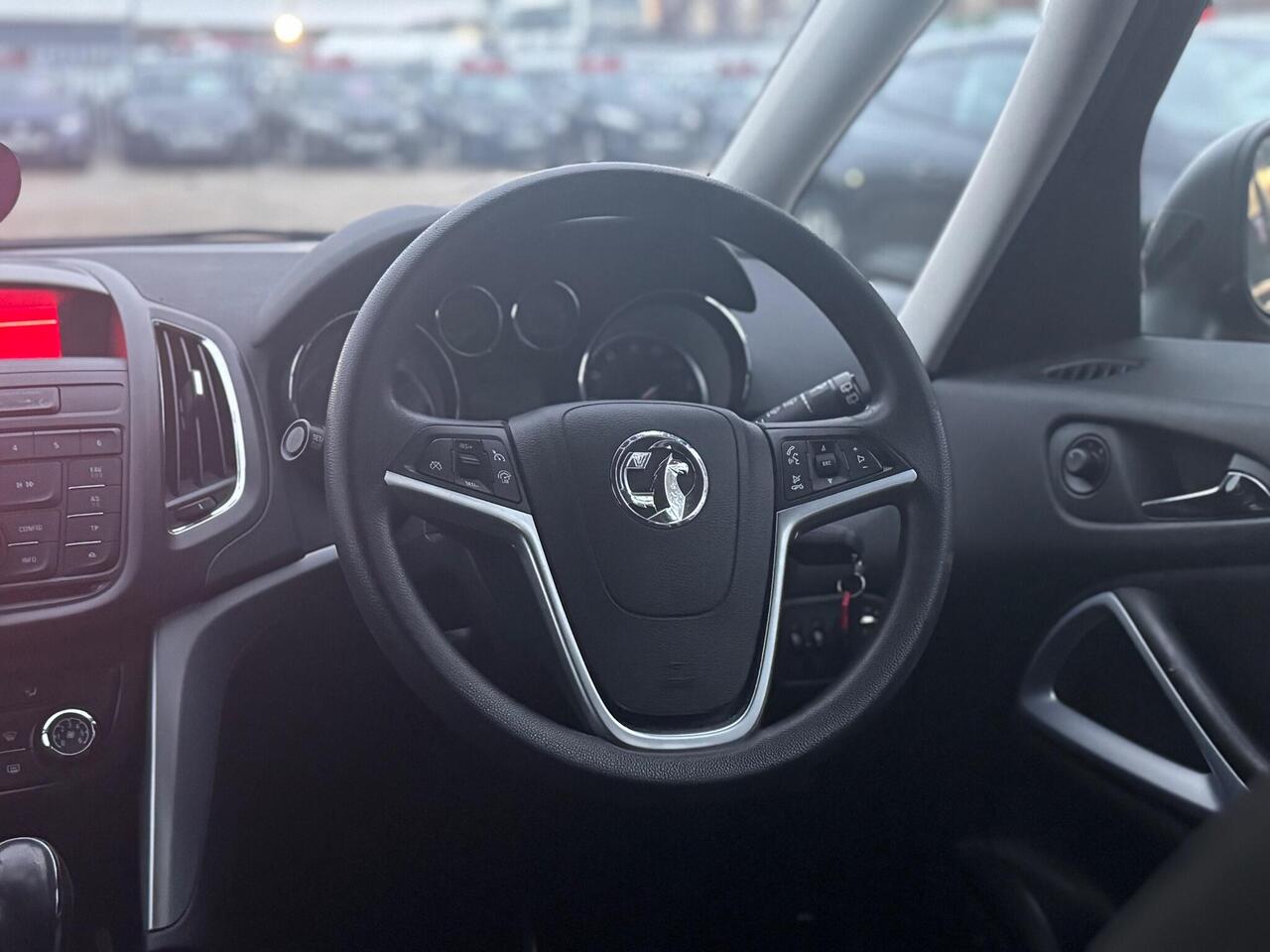 Used Vauxhall Zafira 2015 for sale - 76734420: Photo 20