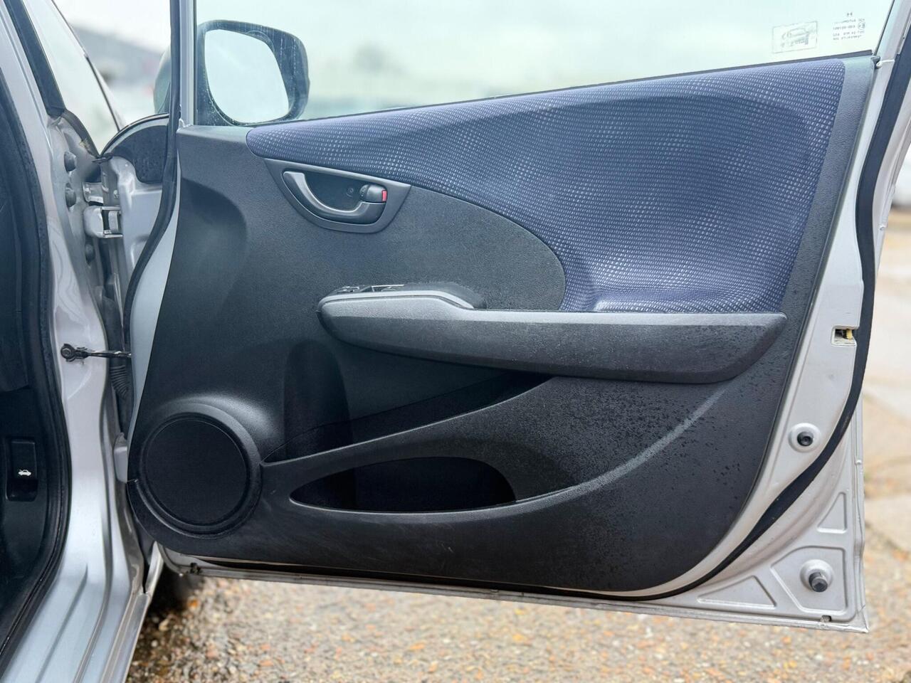 Used Honda Jazz 2012 for sale - 77648012: Photo 30