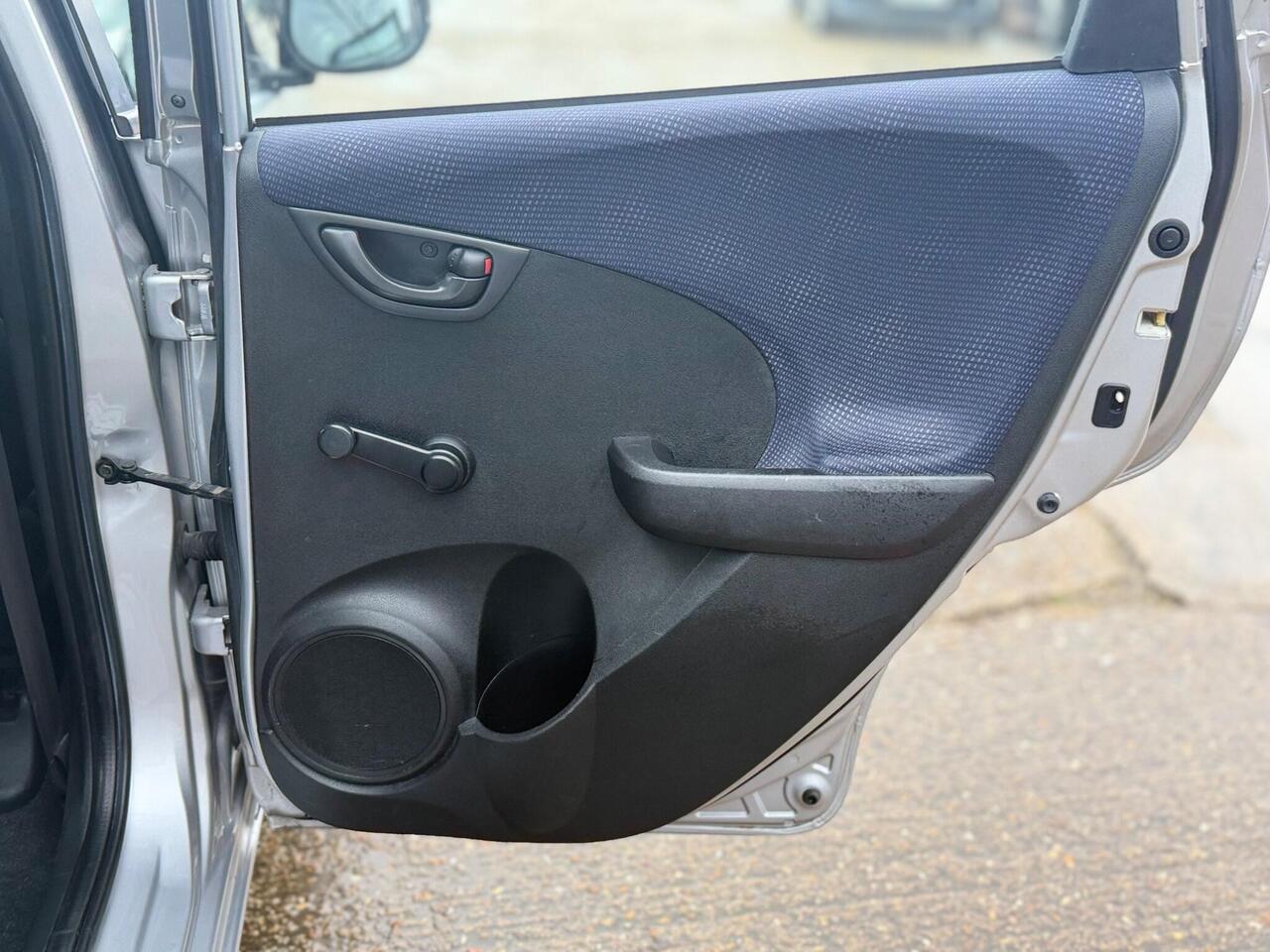 Used Honda Jazz 2012 for sale - 77648012: Photo 31