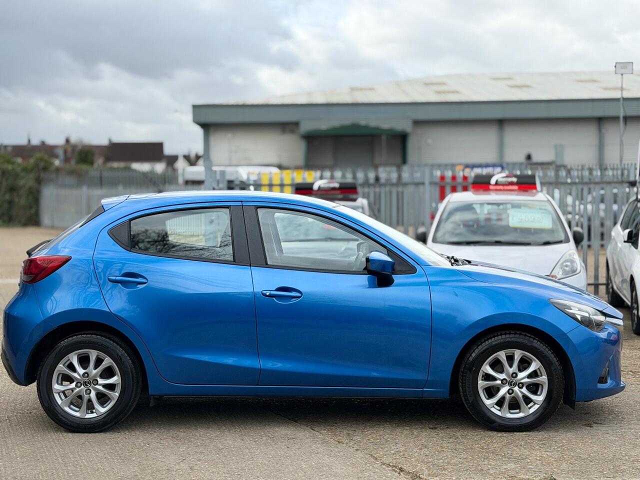 Used Mazda Mazda2 2016 for sale - 77739524: Photo 14