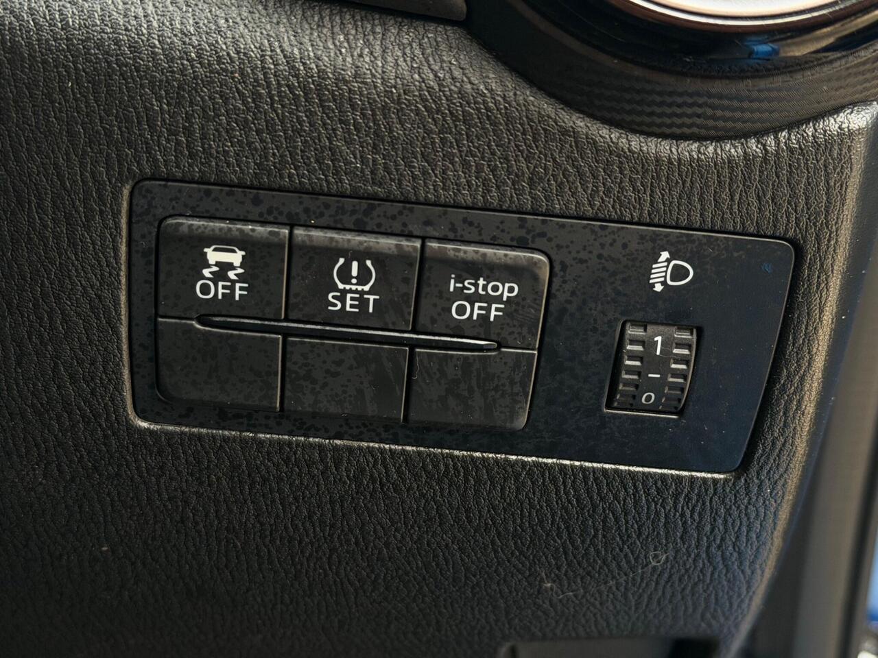 Used Mazda Mazda2 2016 for sale - 77739524: Photo 31