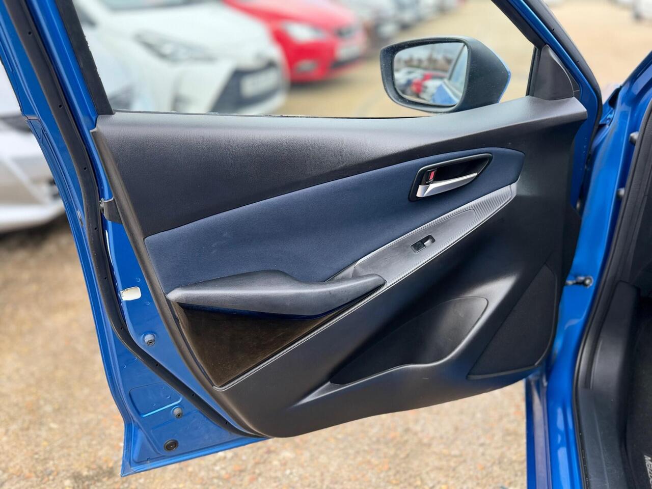 Used Mazda Mazda2 2016 for sale - 77739524: Photo 35