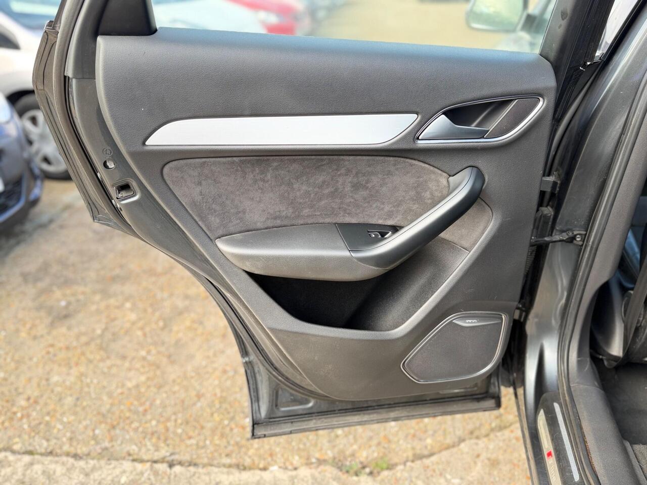 Used Audi Q3 2014 for sale - 77755752: Photo 33